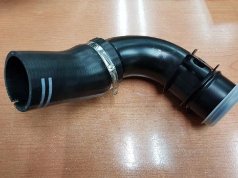 https://www.mycarforum.com/uploads/sgcarstore/data/2/1_1635235639_0Turbo pipe to inner cooler Bravo 2.jpg